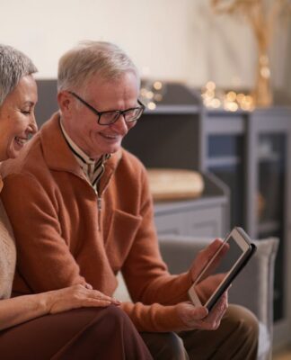 5 Must-Have Tech Accessories for Your New Tablet